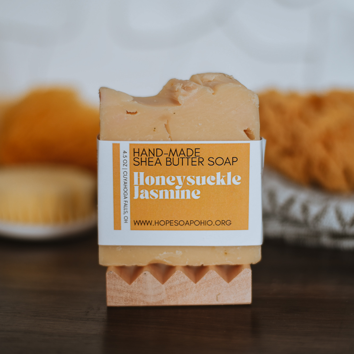 Honeysuckle & Jasmine Body Bar - HOPESOAPOHIO