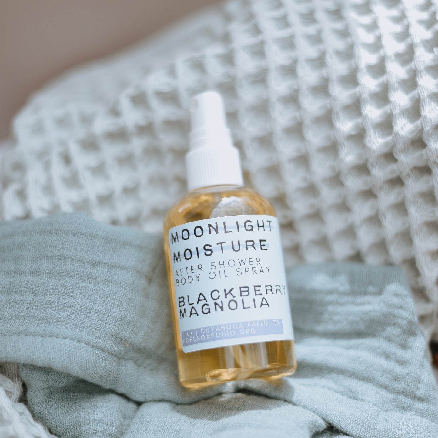 Moonlight Moisture After Shower Body Oil Spray - HOPESOAPOHIO