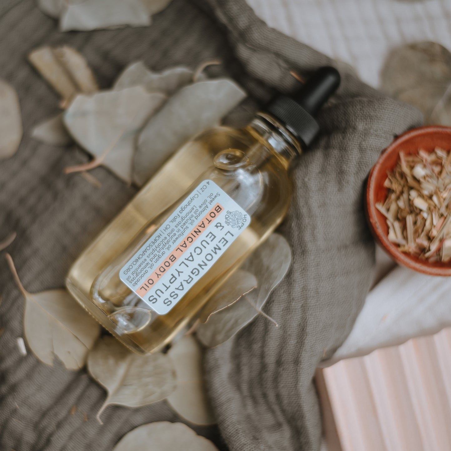 Botanical Body Oil - HOPESOAPOHIO