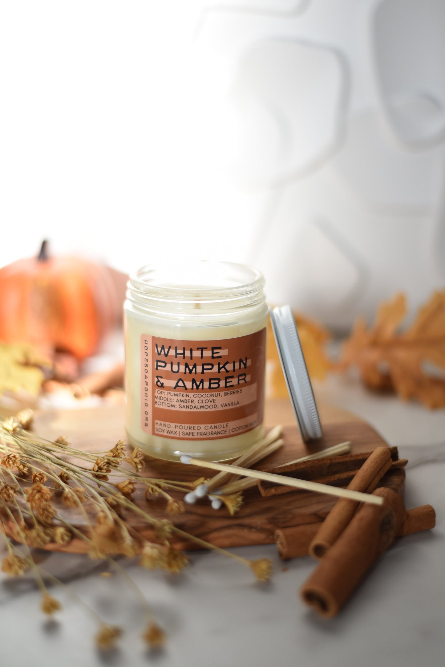 White Pumpkin & Amber 8 oz. Candle